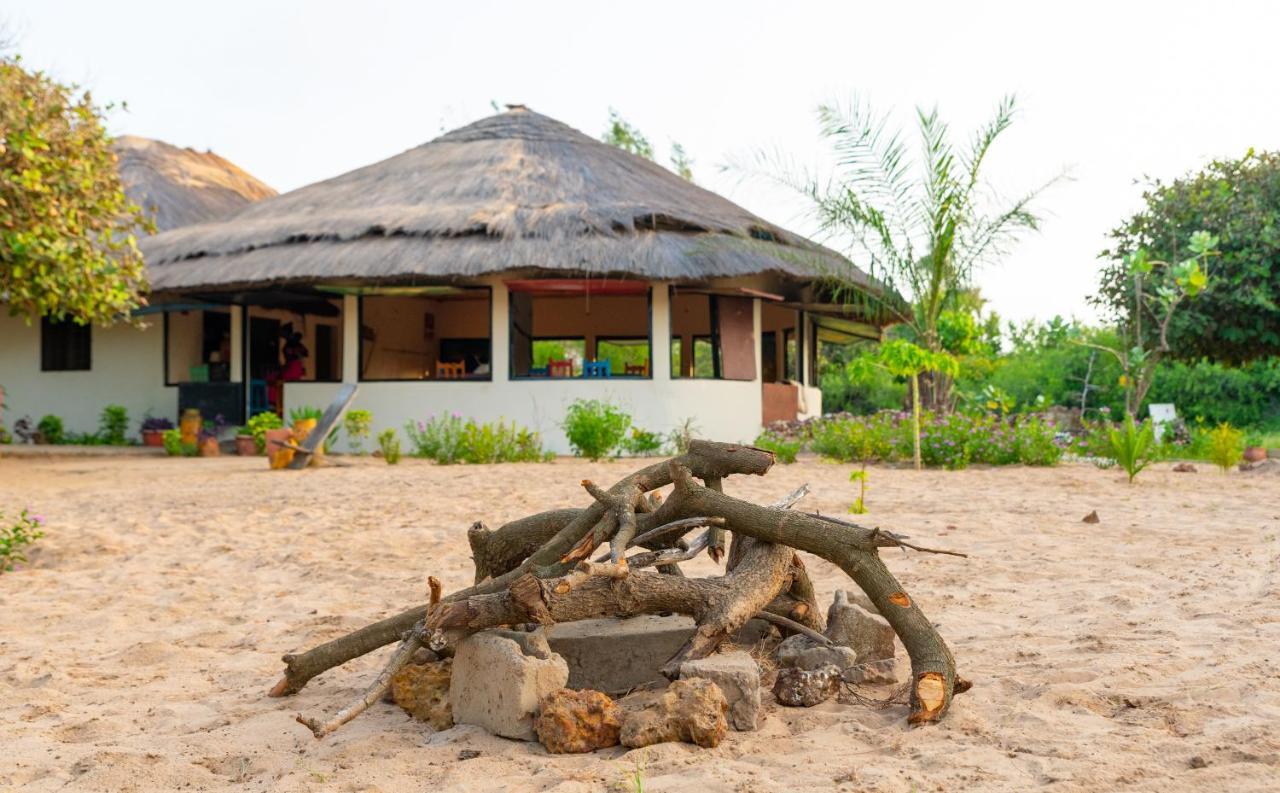 Tamba Kuruba Eco-Lodge Folonko Exterior photo