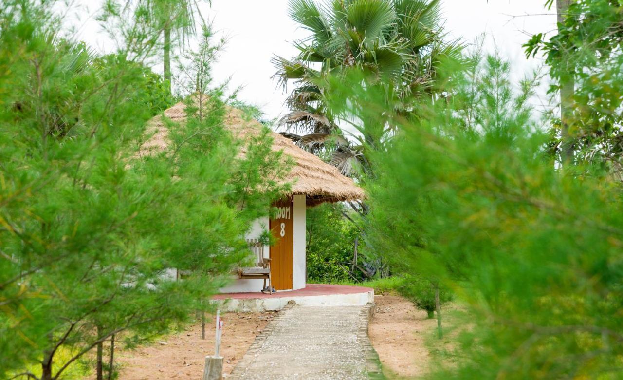 Tamba Kuruba Eco-Lodge Folonko Exterior photo